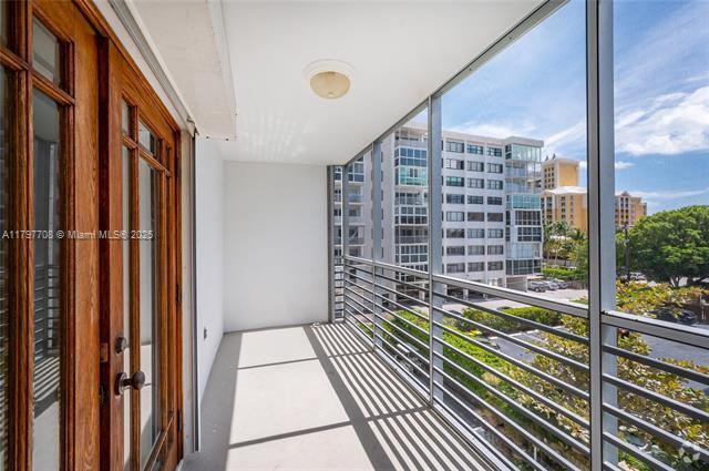 Building Photo - 301 Sunrise Dr Unit 4AE Rental