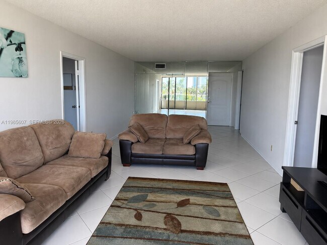 Photo - 3675 N Country Club Dr Unit 508