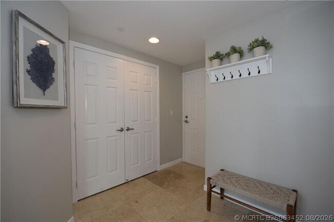 1819 SE 17th St Unit 804