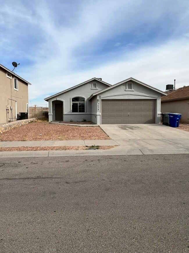 Photo - 3628 Tierra Alba Dr House