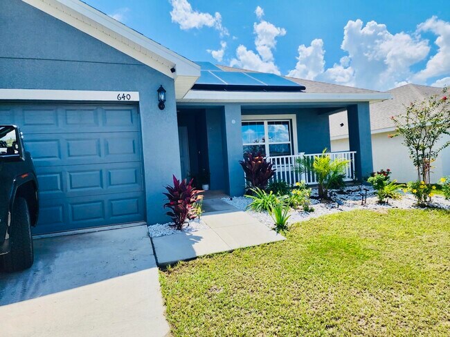 Photo - 640 Tanaro Ln