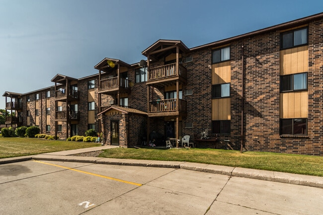 Photo - Chandler 1802