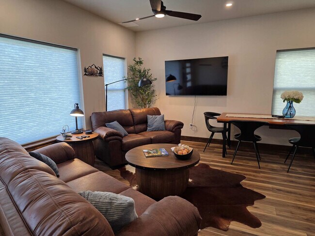 37 S Rodney St Unit SI ID1492822P
