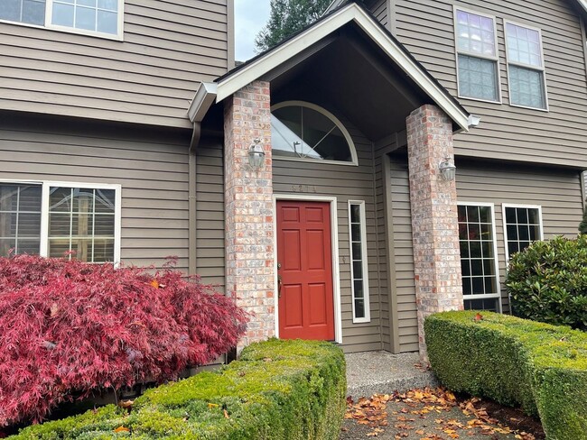 Photo - Grand 5+ Bedroom Home in Desirable Garden Home- Raleigh Hills Location with 2800 Sq Ft!