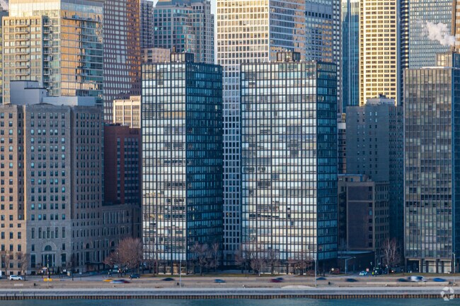 Alternate - 860-880 N Lake Shore Dr