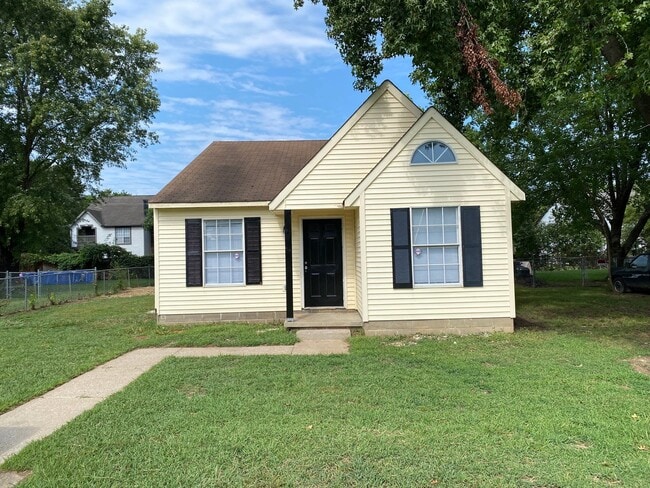 Building Photo - 35 Countryside Dr