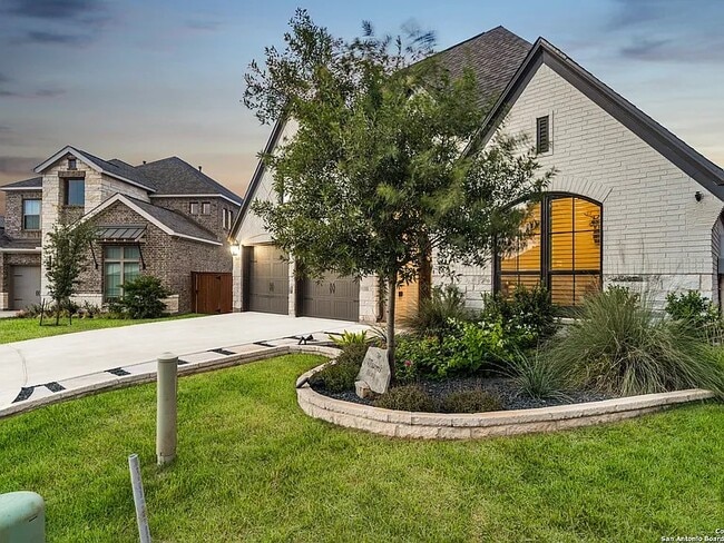 Photo - 406 Juana Wy