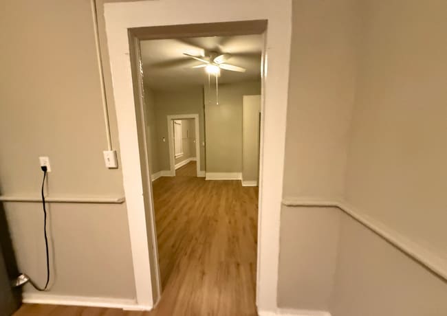 Photo - 1001 Curran St NW House