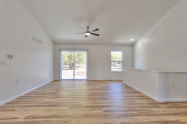 Photo - 1059 Waynoka Dr