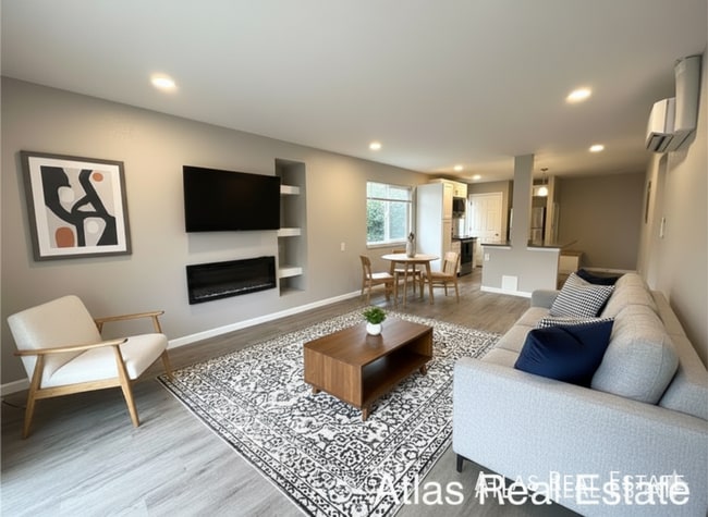 Photo - 6741 Dublin Loop W Unit A