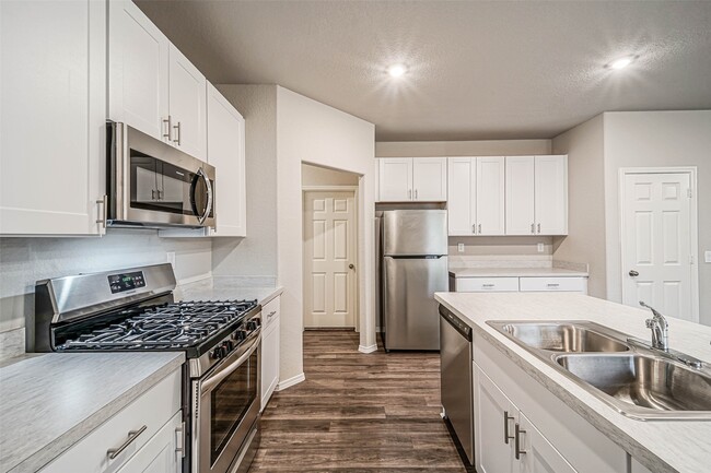 Photo - 1903 Brushy Cedar Ct