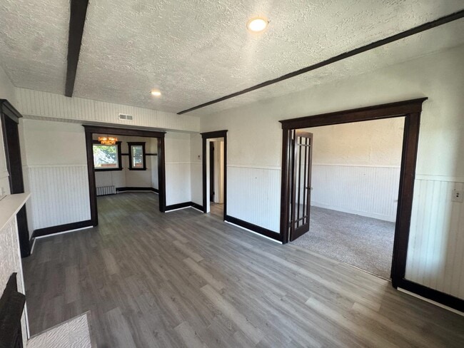 Photo - 504 N Roosevelt Ave