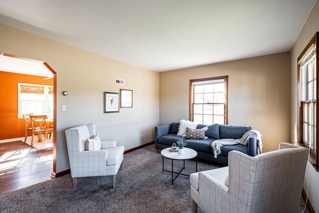 Photo - 2411 W Mill Rd