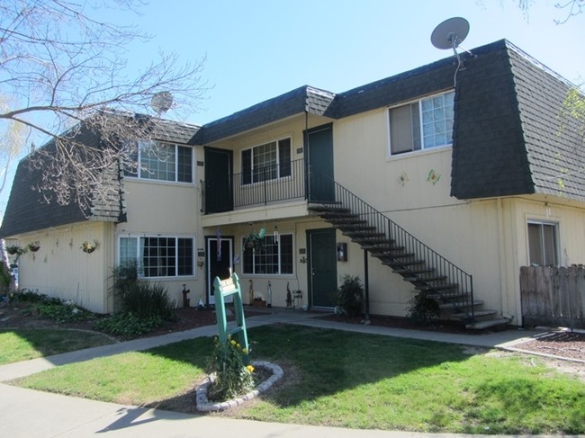 Photo - 1295 Williams Way Apartments