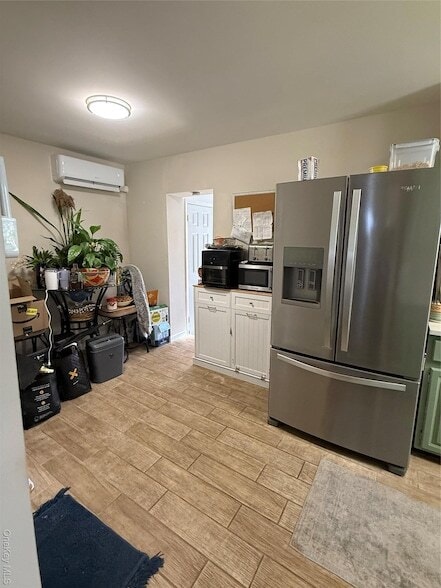 Photo - 255 Quincy Ave