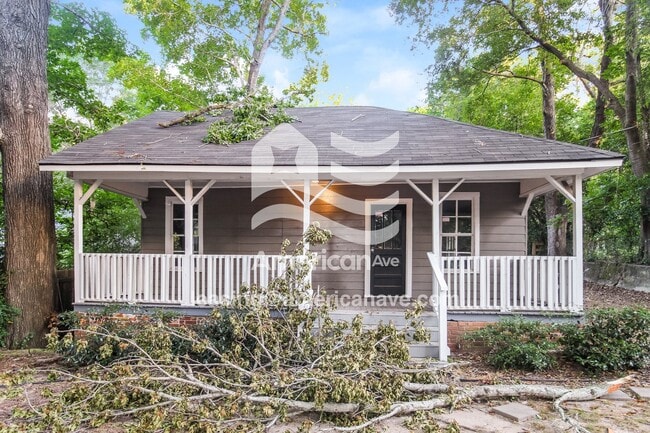 Building Photo - 5739 Springhill Ave