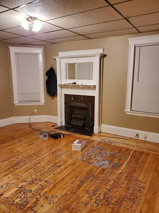 Photo - 135 Bellingham Ave Unit 1