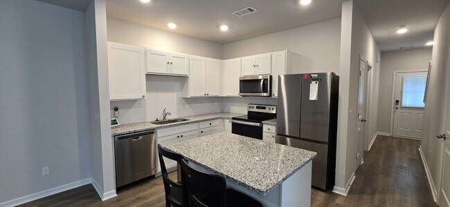 Photo - 1230 Mason Dl