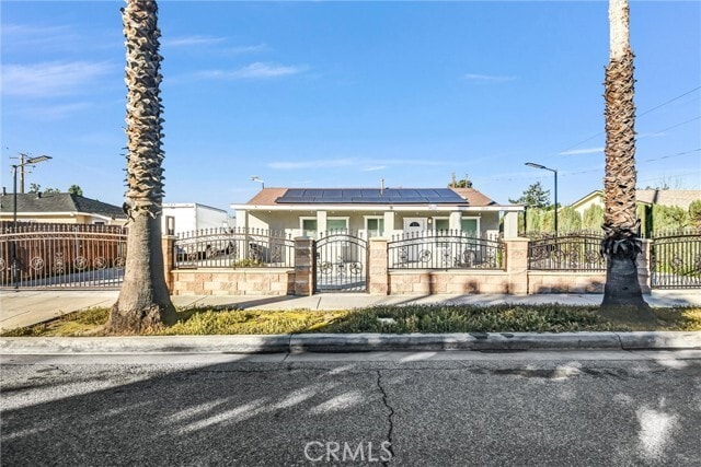 Building Photo - 3913 Walnut St