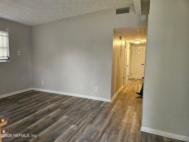 Photo - 2169 W 14th St