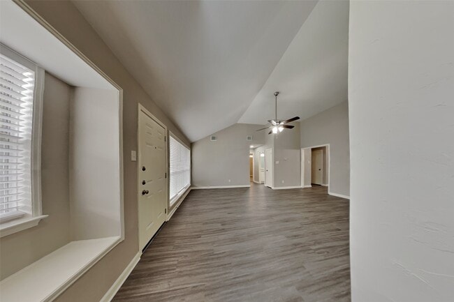 Photo - 4935 Northfork Dr