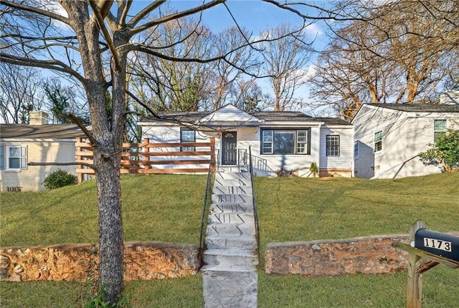 Photo - 1173 Fenwood St SW