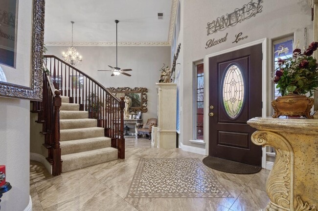 Photo - 960 Vista Pl