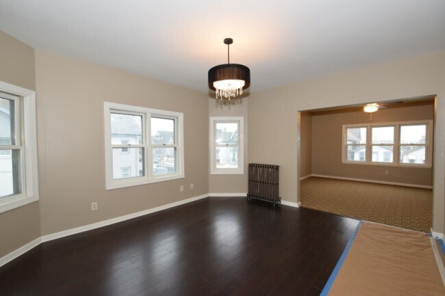 Photo - 1668 N Van Buren St Unit Upper