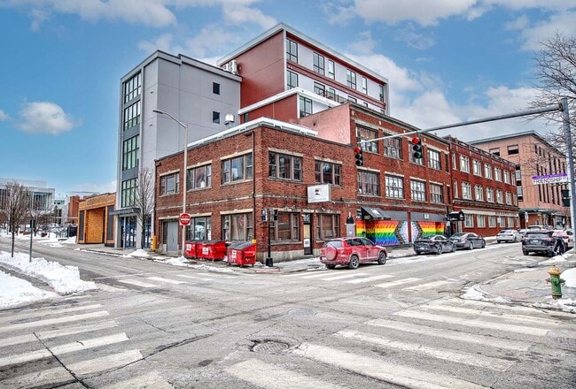 Building Photo - 123 Friendship St Unit 4C