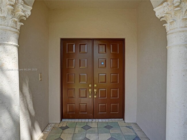 Photo - 16291 Bristol Pointe Dr