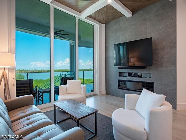 Building Photo - 60 Seagate Dr Unit 305