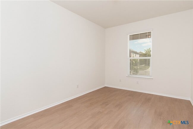 Photo - 661 Bailey Park Dr