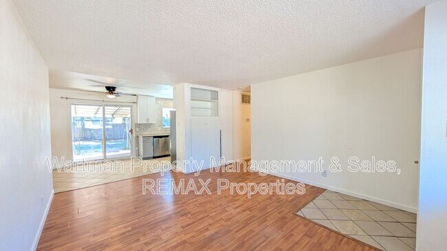 Photo - 3003 Gomer Ave