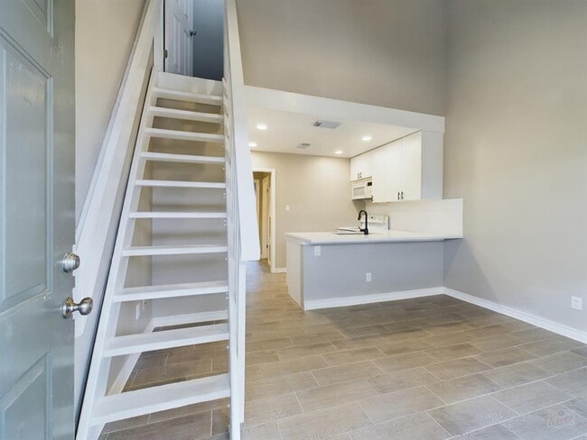 Photo - 2815 Rio Grande St Unit 214