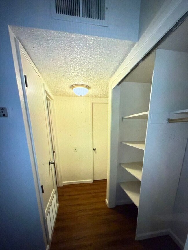 Photo - 615 Rancheria Dr Unidad 2