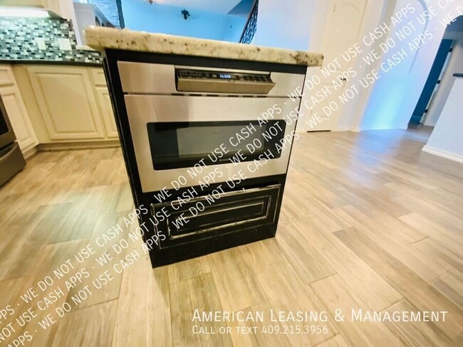 Photo - 6305 Highpoint Ave