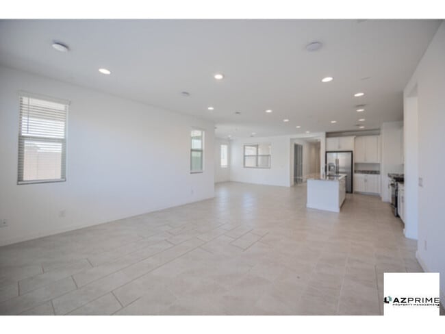 Photo - Modern 4/3 Tolleson House!
