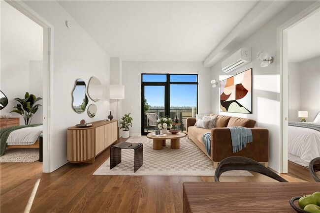 Building Photo - 601 Ridge Hill Boulevard Unit 1004 Rental