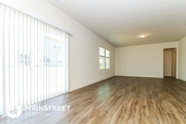 Photo - 161 Ogden Pond Pl