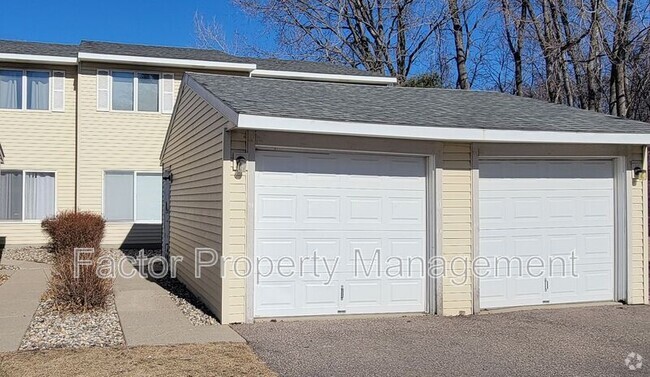 Building Photo - 60 Meadowbrook Ct Rental