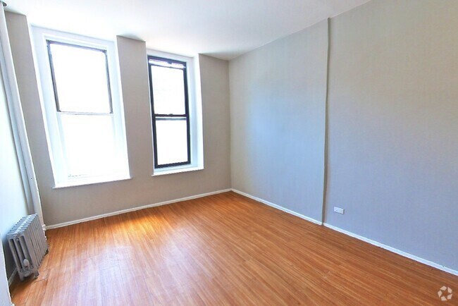 Building Photo - 171 E 102nd St Rental