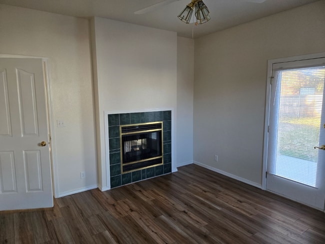 Photo - 2023 N Glennfield Pl