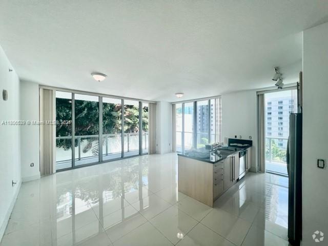 Building Photo - 1111 SW 1st Ave Unit 1219 Rental