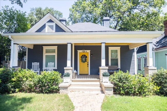 Photo - Beautiful 3/2.5 w/ Office Minutes From Airport and Woodward Academy!