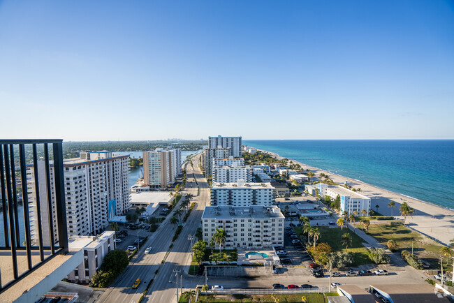 Building Photo - 2101 S Ocean Dr Unit 2101 SOD Rental