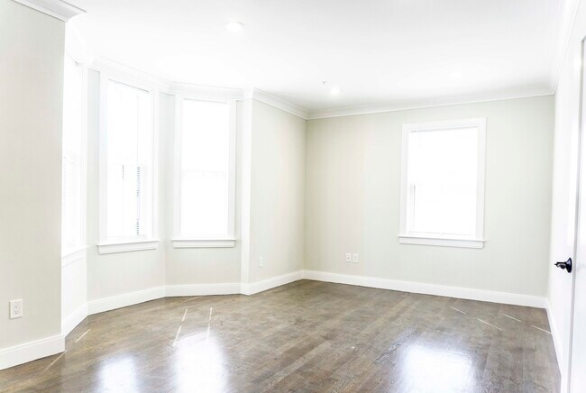 Photo - 79 Linden St Unit 3