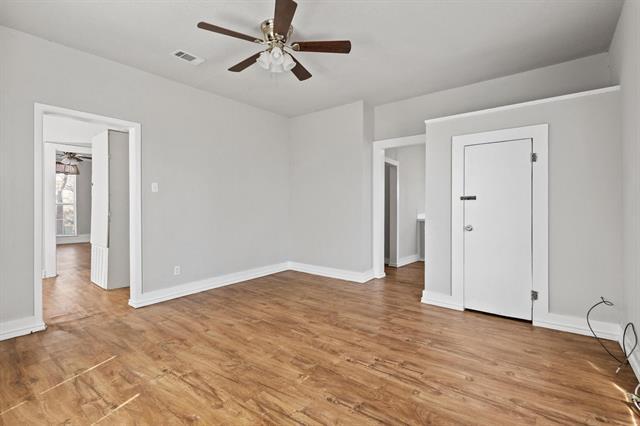 Photo - 909 W Chestnut St