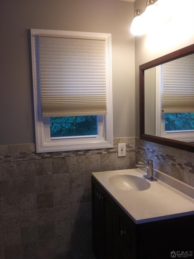 Photo - 232 Old Post Rd Unit B