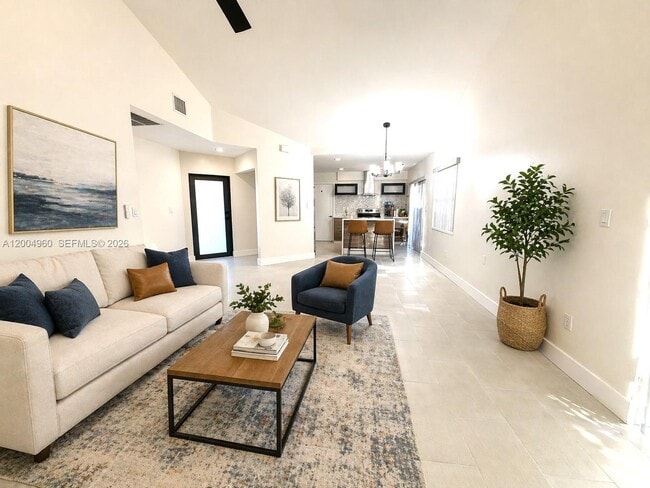 Photo - 640 SW 113th Terrace