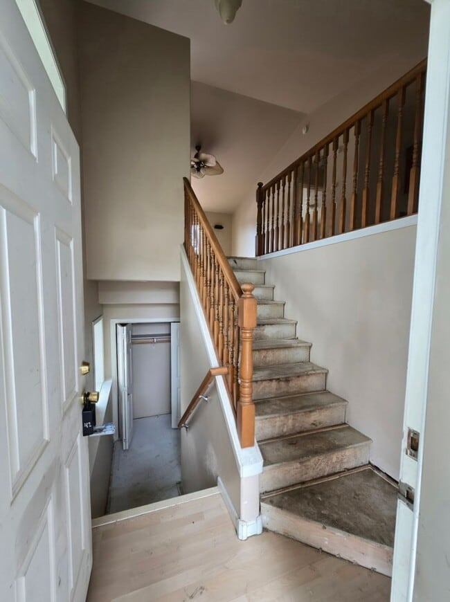 Photo - 1317 Mirror Lake Ln